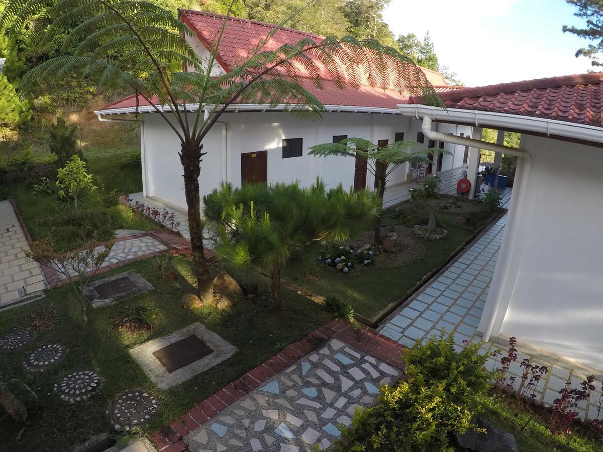 Skyville Zen Resort,Kampong Kundassan Exteriör bild